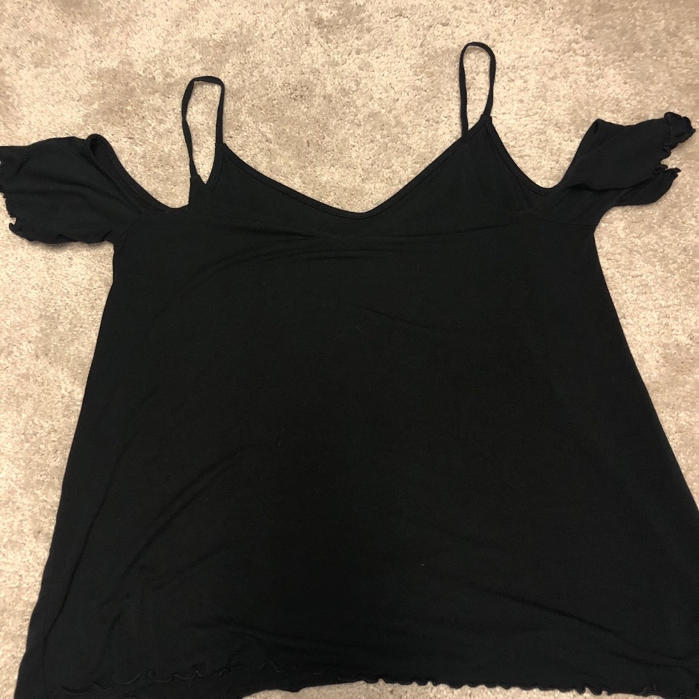Cold shoulder top